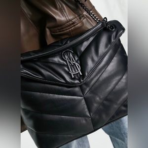 STEVE MADDEN
BBRITTA BLACK